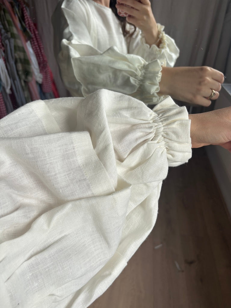 White Linen Isobel Dress mini lengthIMG_0812.JPG